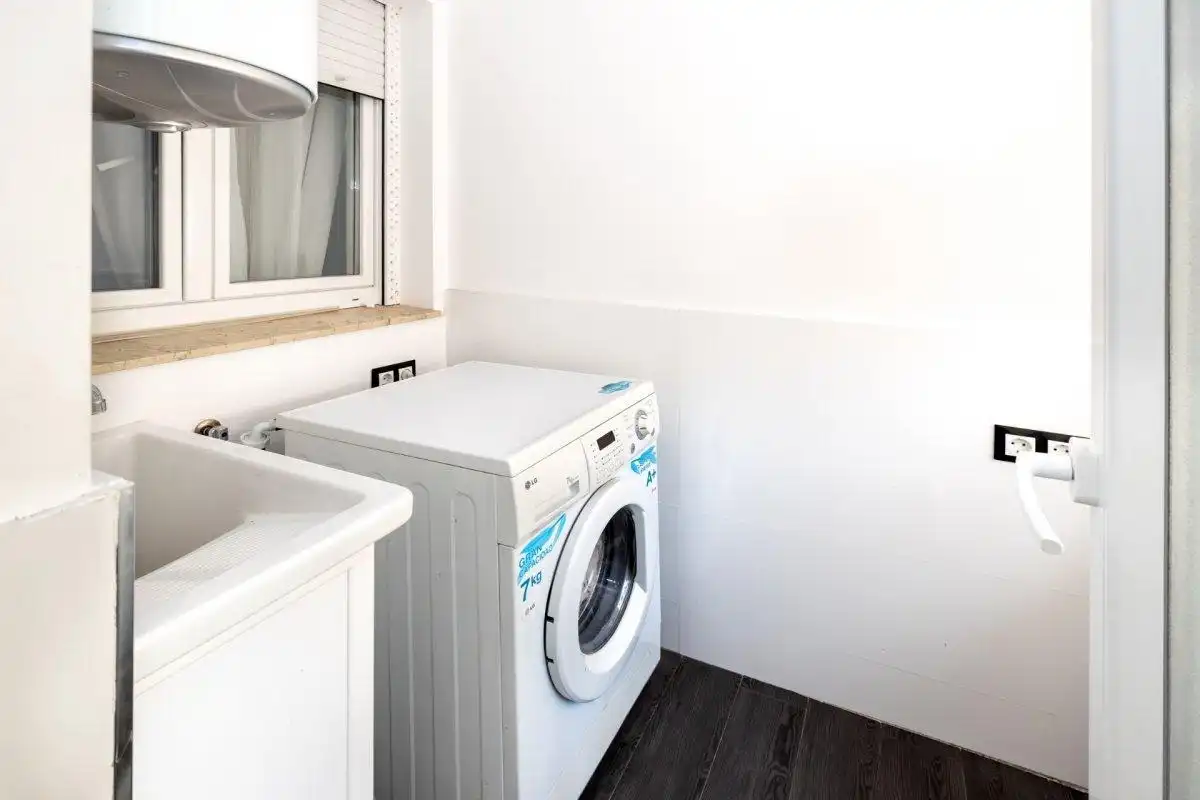 Flat for rent in Calle Ávila, 8, Centro