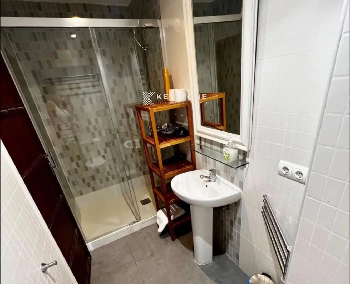 Badezimmer von Wohnung zur Miete in  Palma de Mallorca mit Klimaanlage, Terrasse und Möbliert