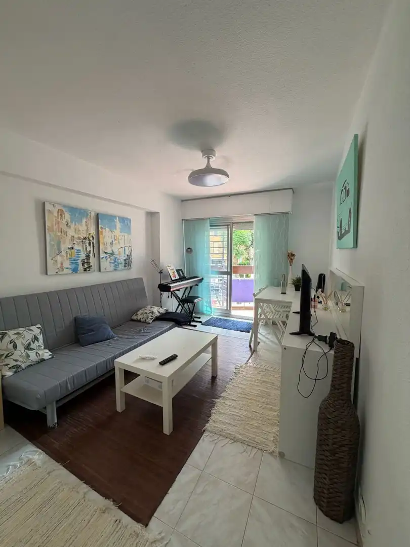 Sala de estar de Apartamento en venta en Benalmádena con Calefacción y Terraza