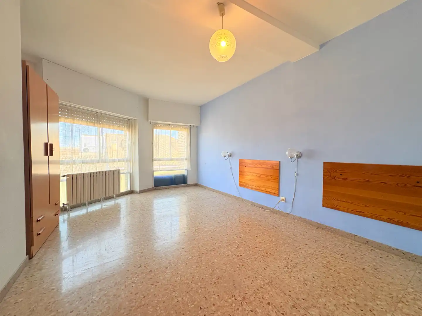 Habitación de Piso en venta en Zuera con Calefacción