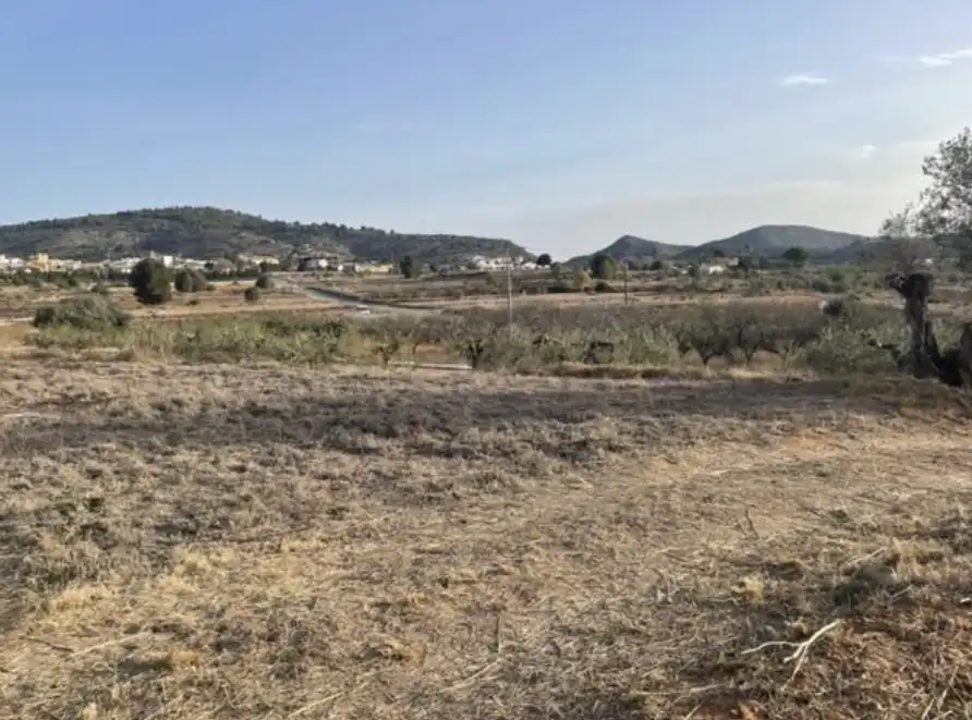Terreny residencial en venda a Av. la Constitución