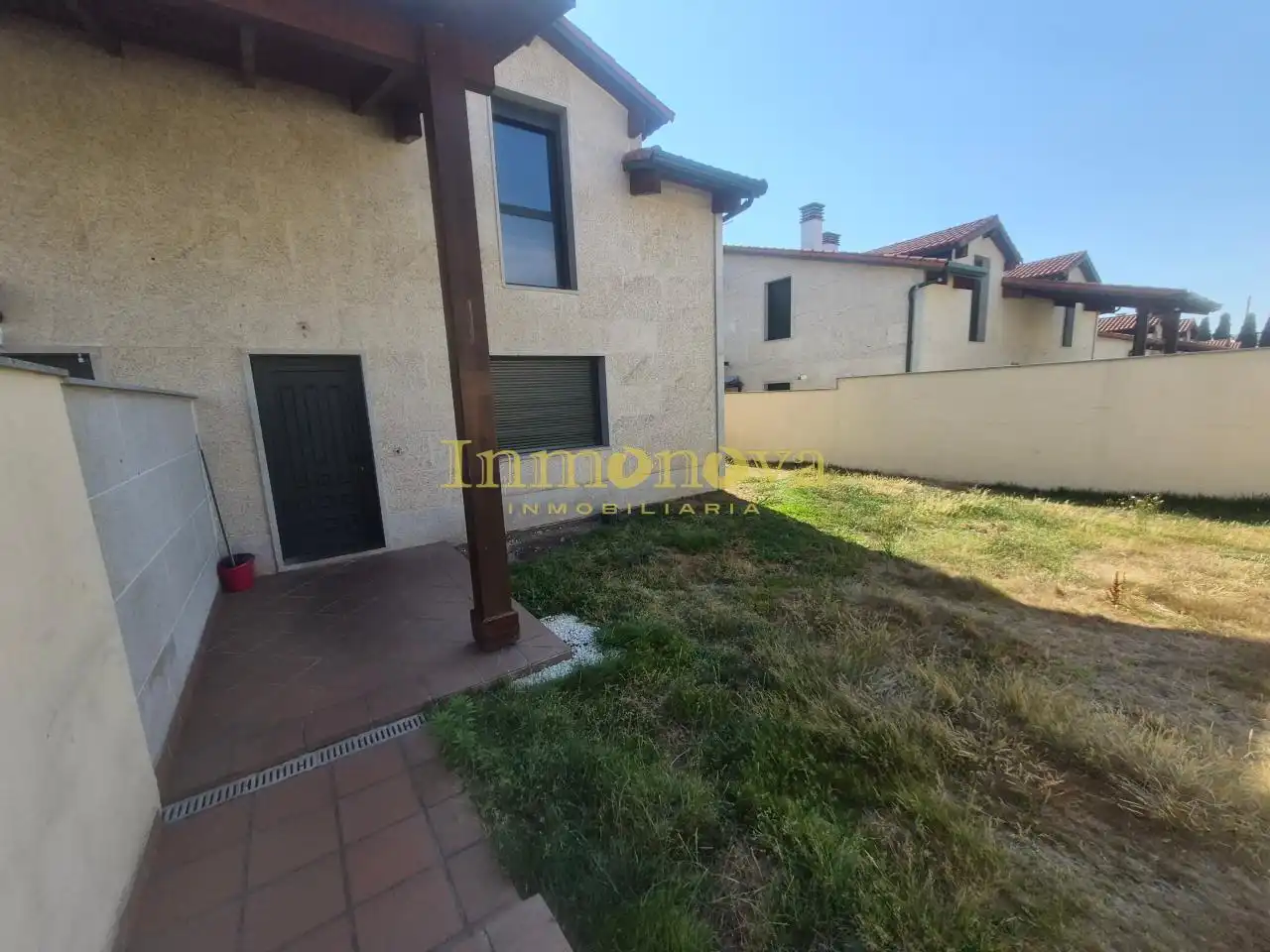 Jardín de Casa adosada en venta en A Merca   con Calefacción, Jardín privado y Terraza