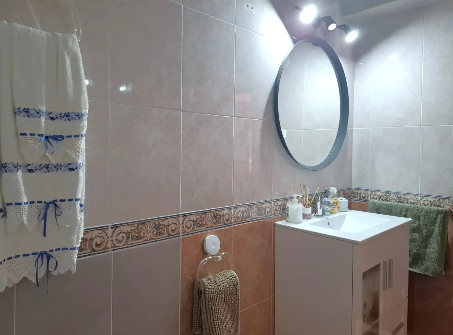 Bathroom of Flat for sale in Málaga  with Air Conditioner