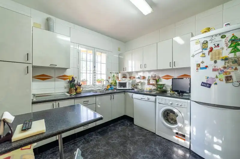 Kitchen of Houses for sale in Úbeda  with Air Conditioner, Heating and Terrace