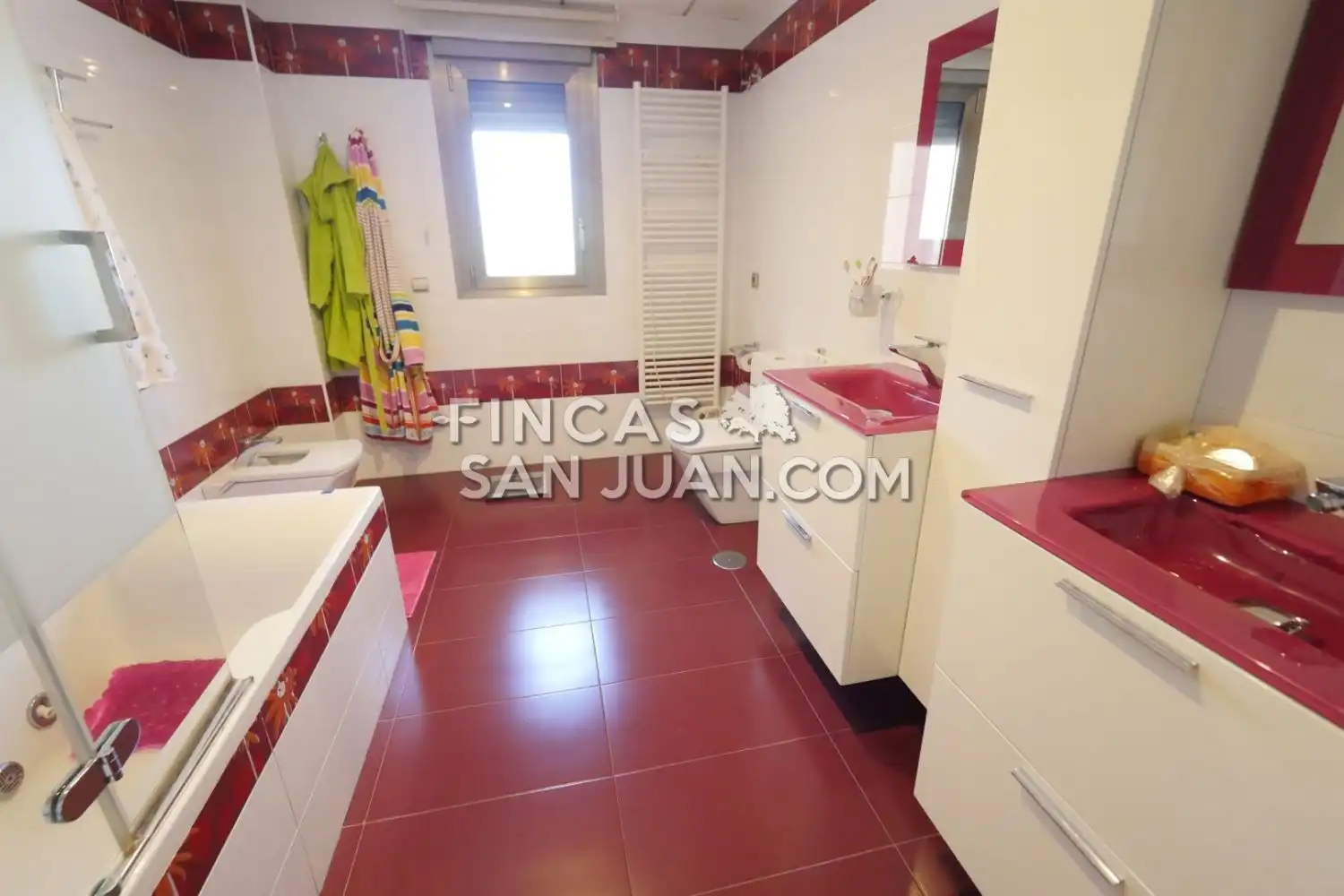 Bany de Casa o xalet en venda en Orihuela amb Jardí privat, Terrassa i Traster