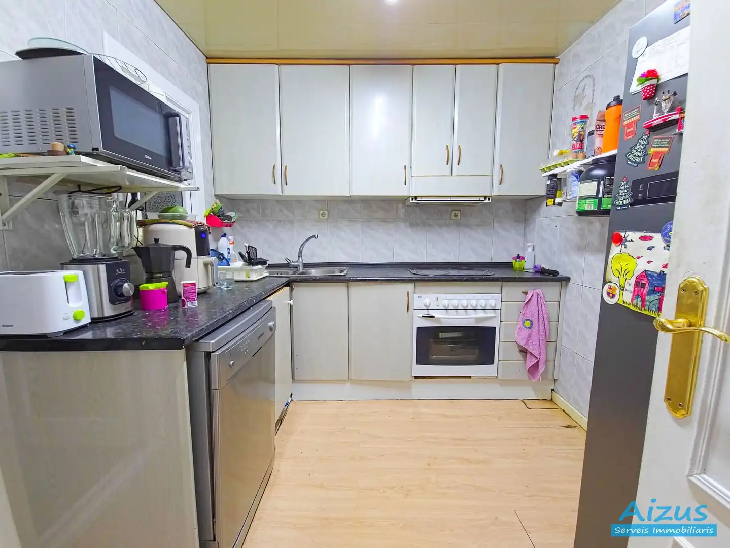 Küche von Wohnung zum Verkauf in Ripollet mit Heizung und Ofen