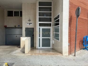 Appartamento con ascensore in vendita a Carrer de Girona, Rubí, Spain 14