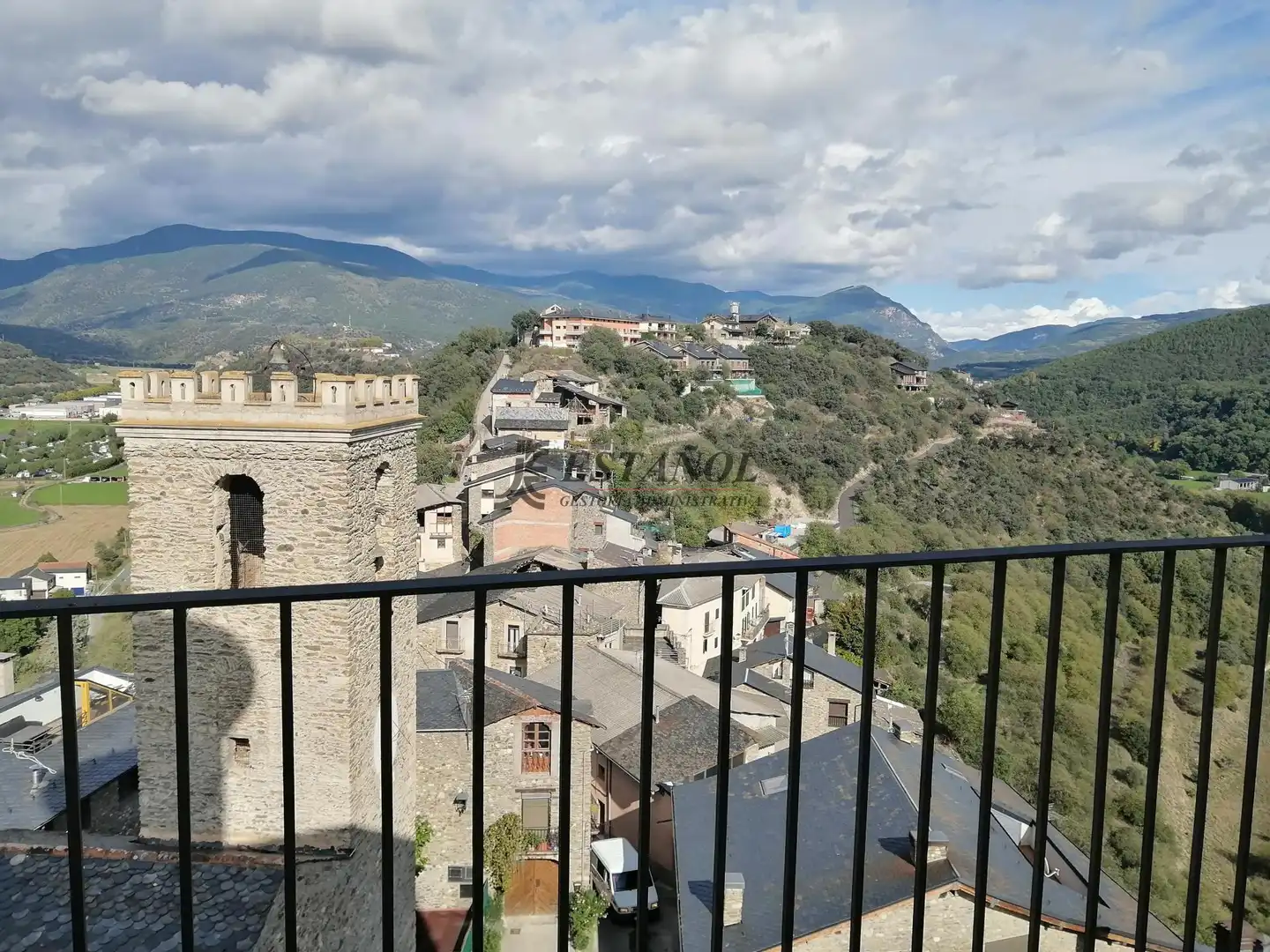 Flat with lift for sale in Montferrer i Castellbò, imagen 2