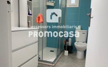 Badezimmer von Wohnung zum verkauf in Sabadell mit Terrasse und Balkon