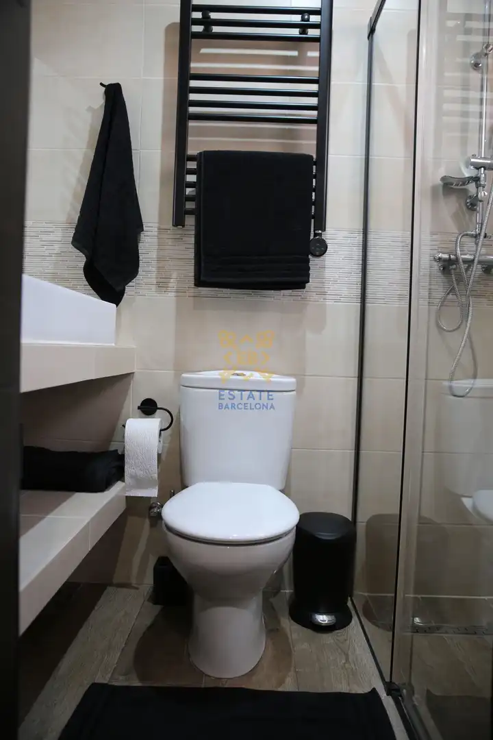 Badezimmer von Haus oder Chalet zum Verkauf in Blanes mit Klimaanlage, Terrasse und Möbliert