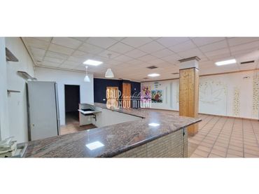 Business premises to rent in Albal