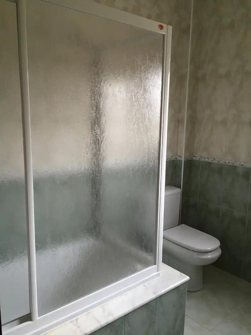 Bathroom of Houses for sale in Santiago de Compostela   with Furnished