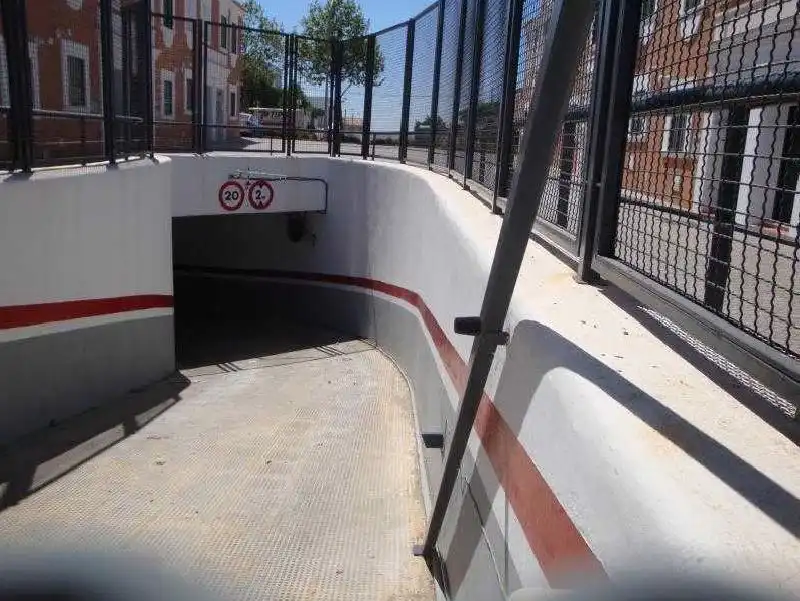 Parking for sale in ANDRES ALMONASTER Y ROXAS, imagen 3