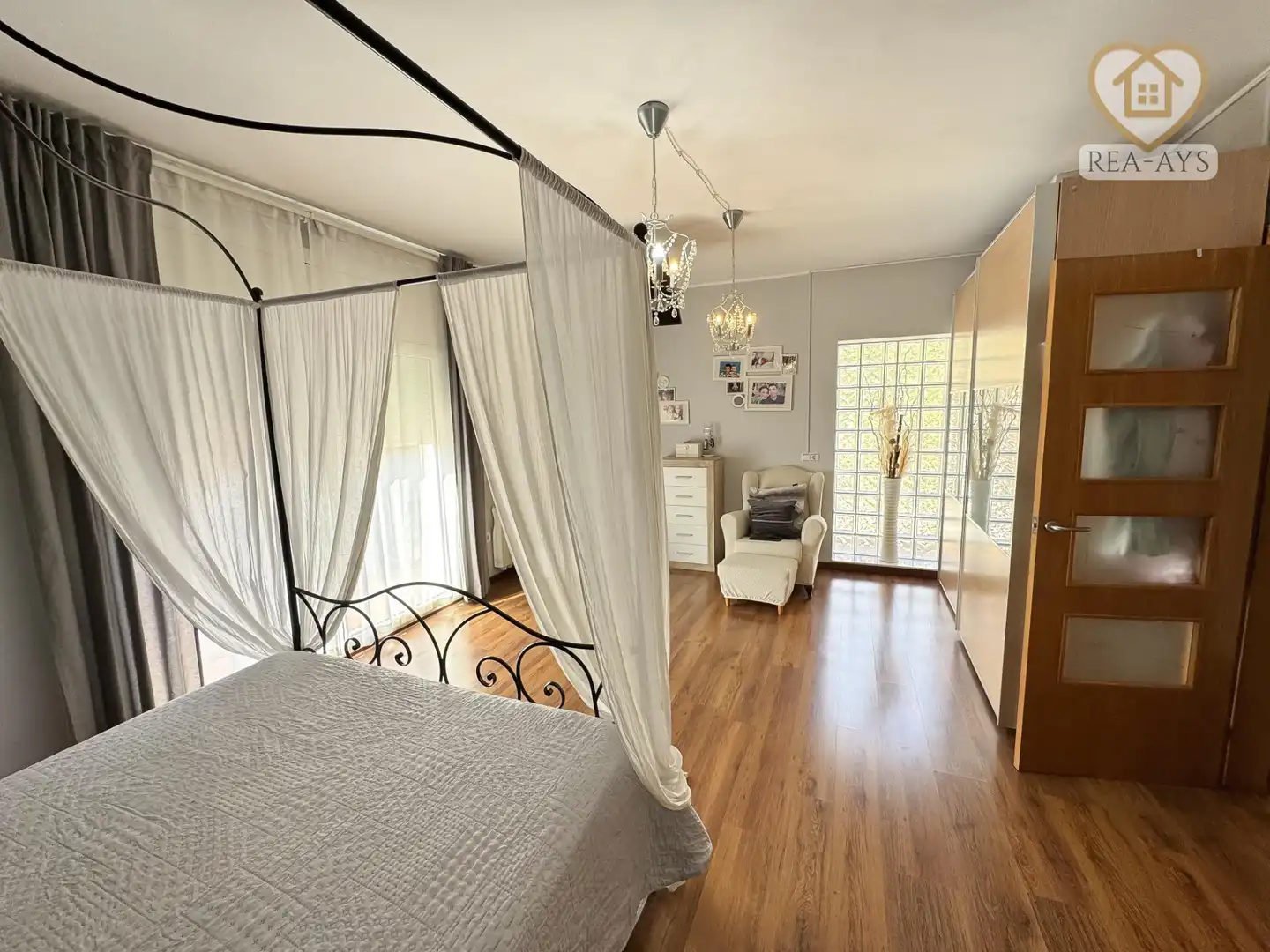 Dormitori de Casa o xalet en venda en Olesa de Bonesvalls amb Calefacció, Jardí privat i Parquet