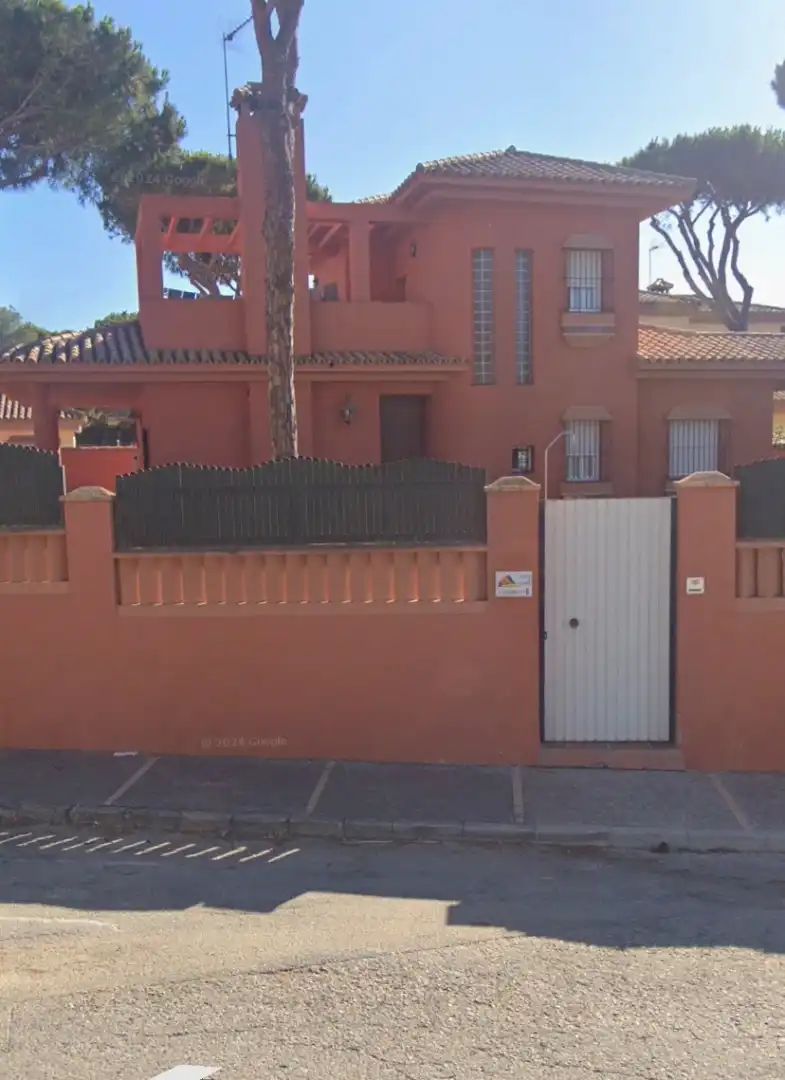 Chalet con terraza en venta en Calle de la Barca 20, imagen 2