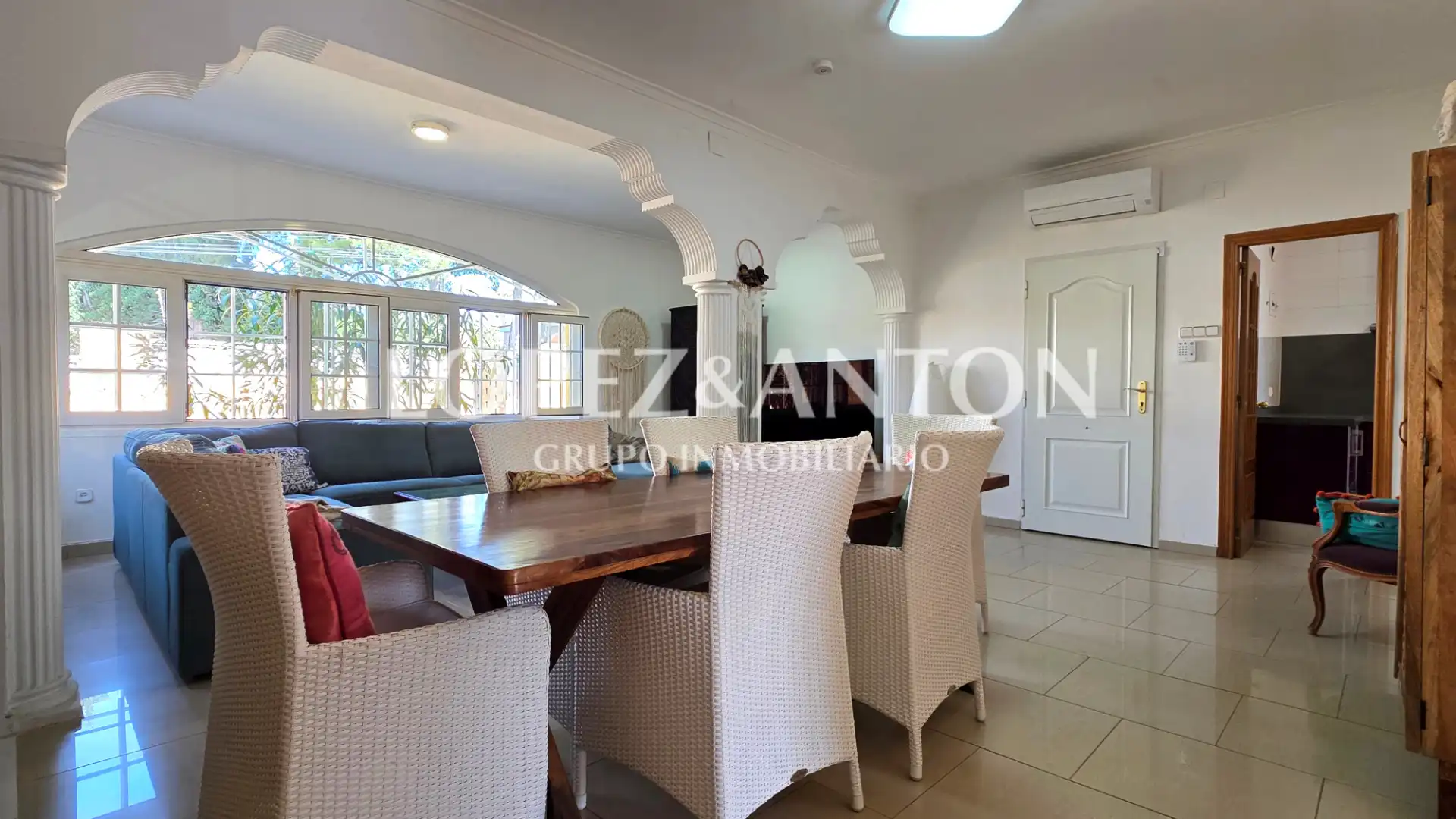 Dining room of Houses for sale in L'Eliana  with Air Conditioner, Heating and Private garden
