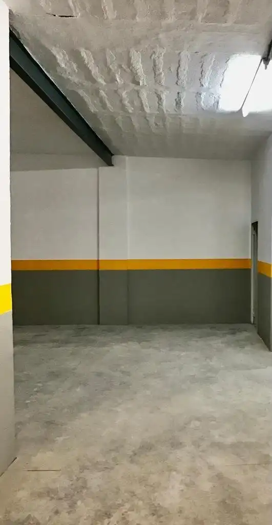 Parkplatz von Garage zur Miete in  Palma de Mallorca