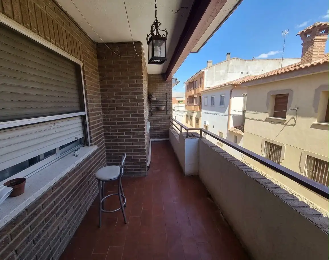 Terraza de Piso en venta en Mondéjar con Calefacción, Terraza y Amueblado