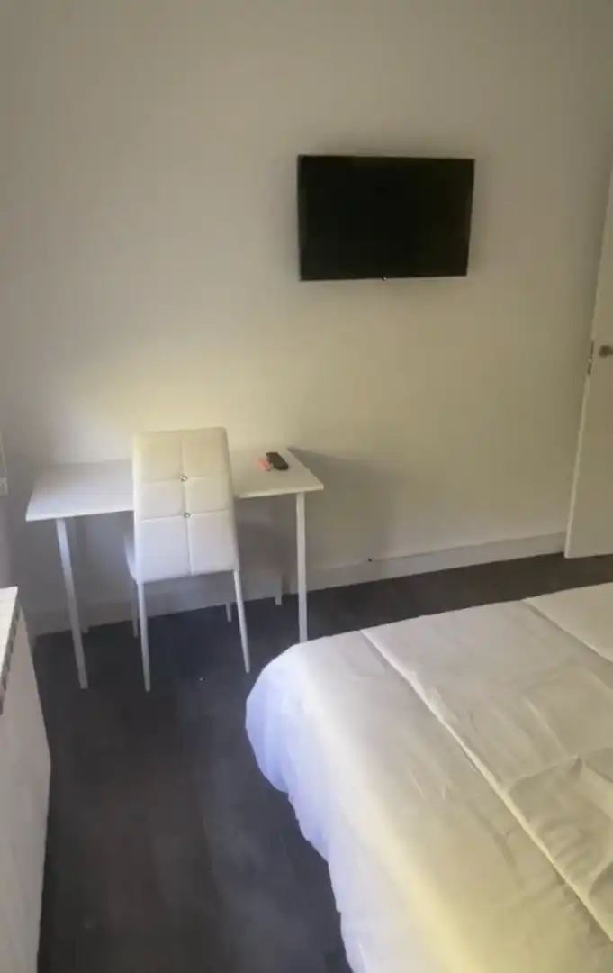 Bedroom of Flat for rent in Salamanca  with Heating, Parquet flooring and Furnished