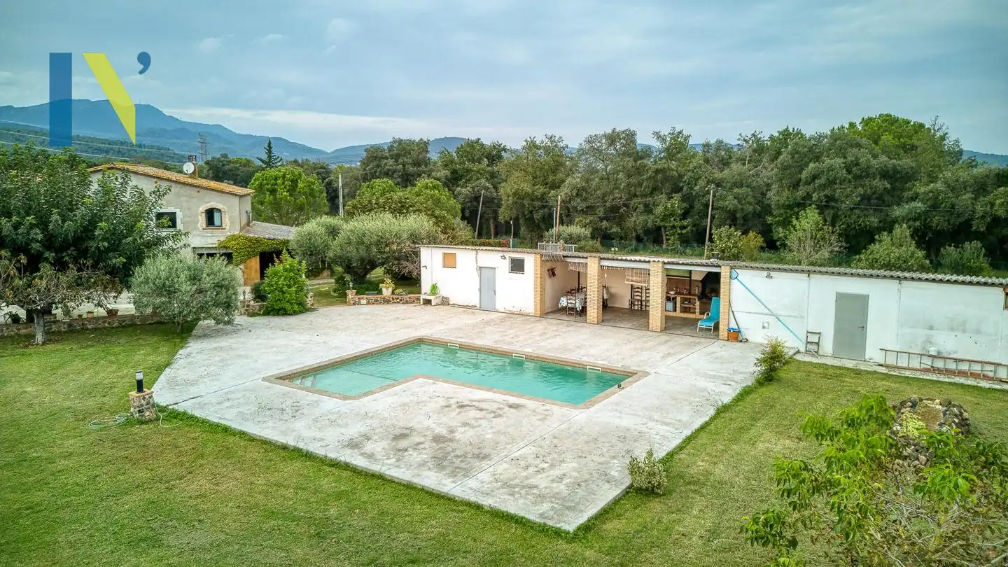 Piscina de Finca rústica en venta en Sant Gregori