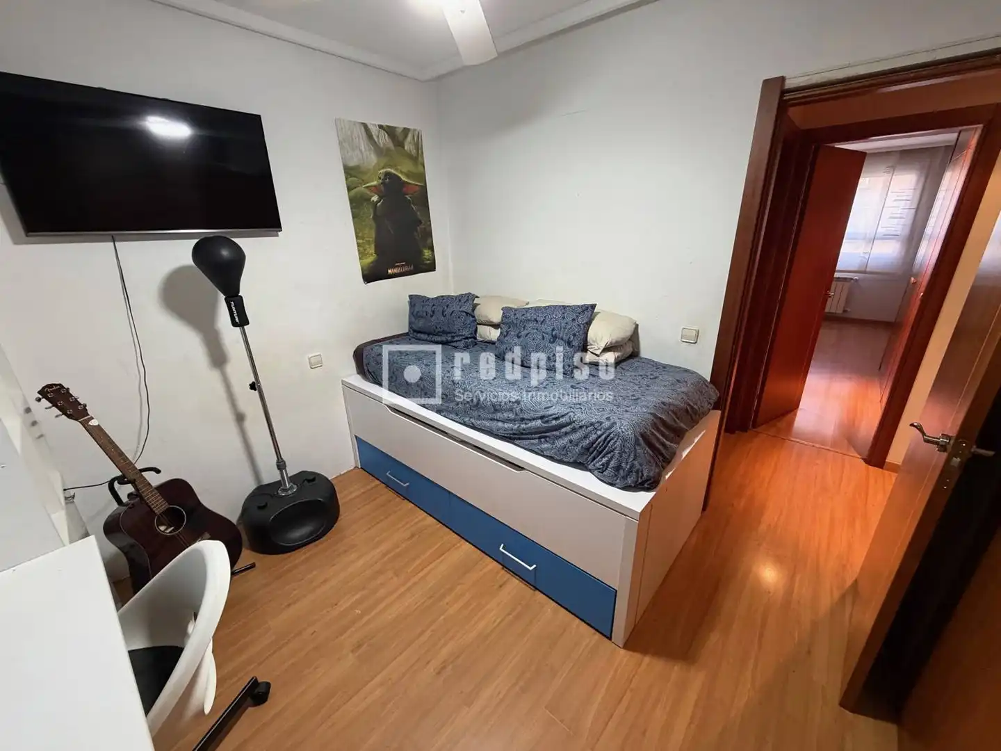 Bedroom of Flat for sale in Madrid  with Air Conditioner, Heating and Private garden