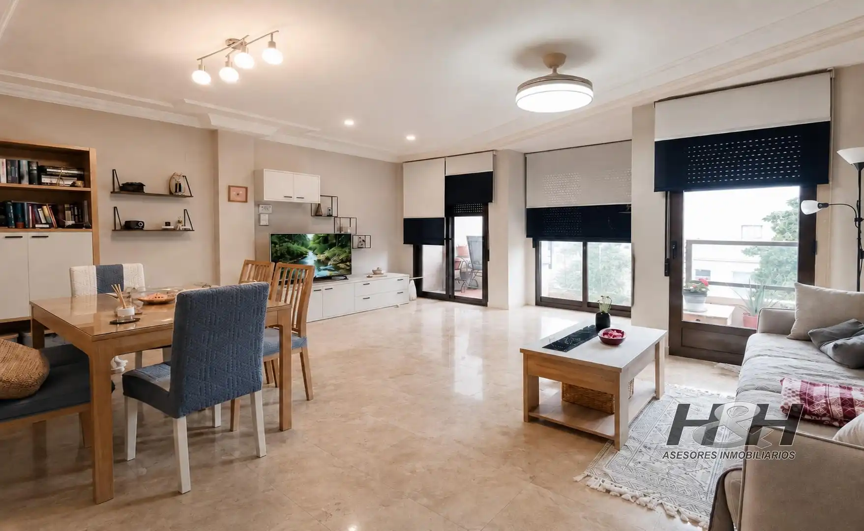 Sala de estar de Piso en venta en Burjassot con Aire acondicionado, Calefacción y Balcón