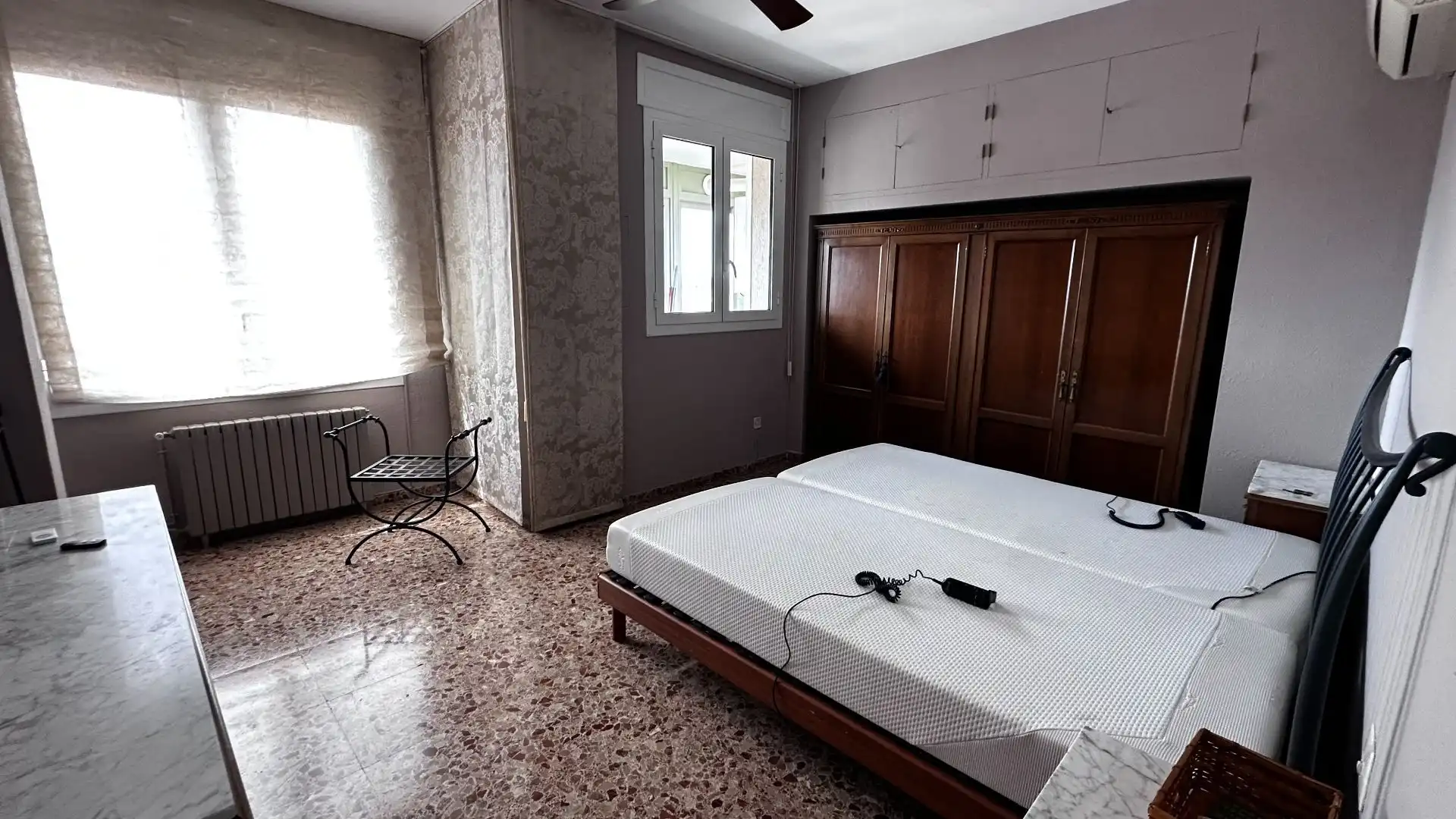 Bedroom of Flat for rent in Tortosa  with Air Conditioner, Terrace and Furnished