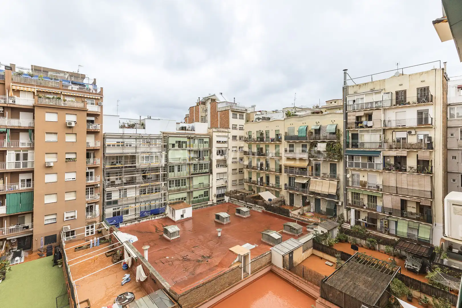 Vista exterior de Piso en venta en Barcelona con Aire acondicionado, Calefacción y Amueblado