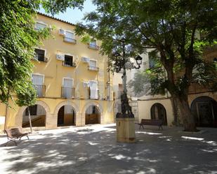 Vista exterior de Edifici en venda en  Jaén Capital