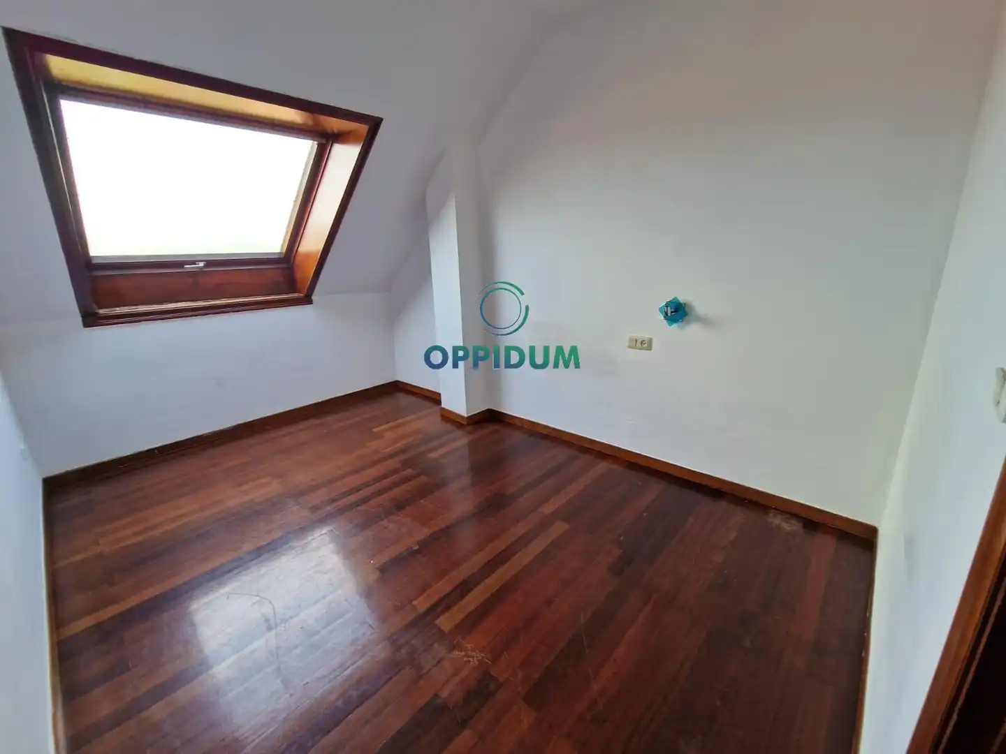 Habitación de Ático en venta en Melide