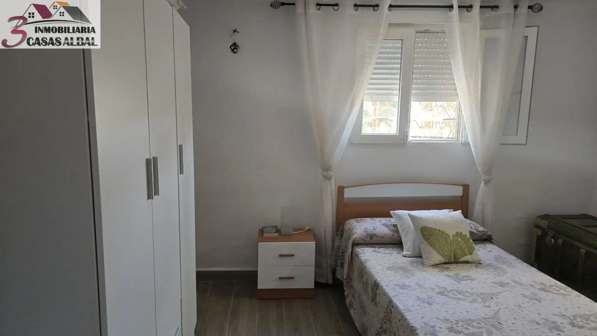 Bedroom of Houses for sale in Paterna  with Swimming Pool