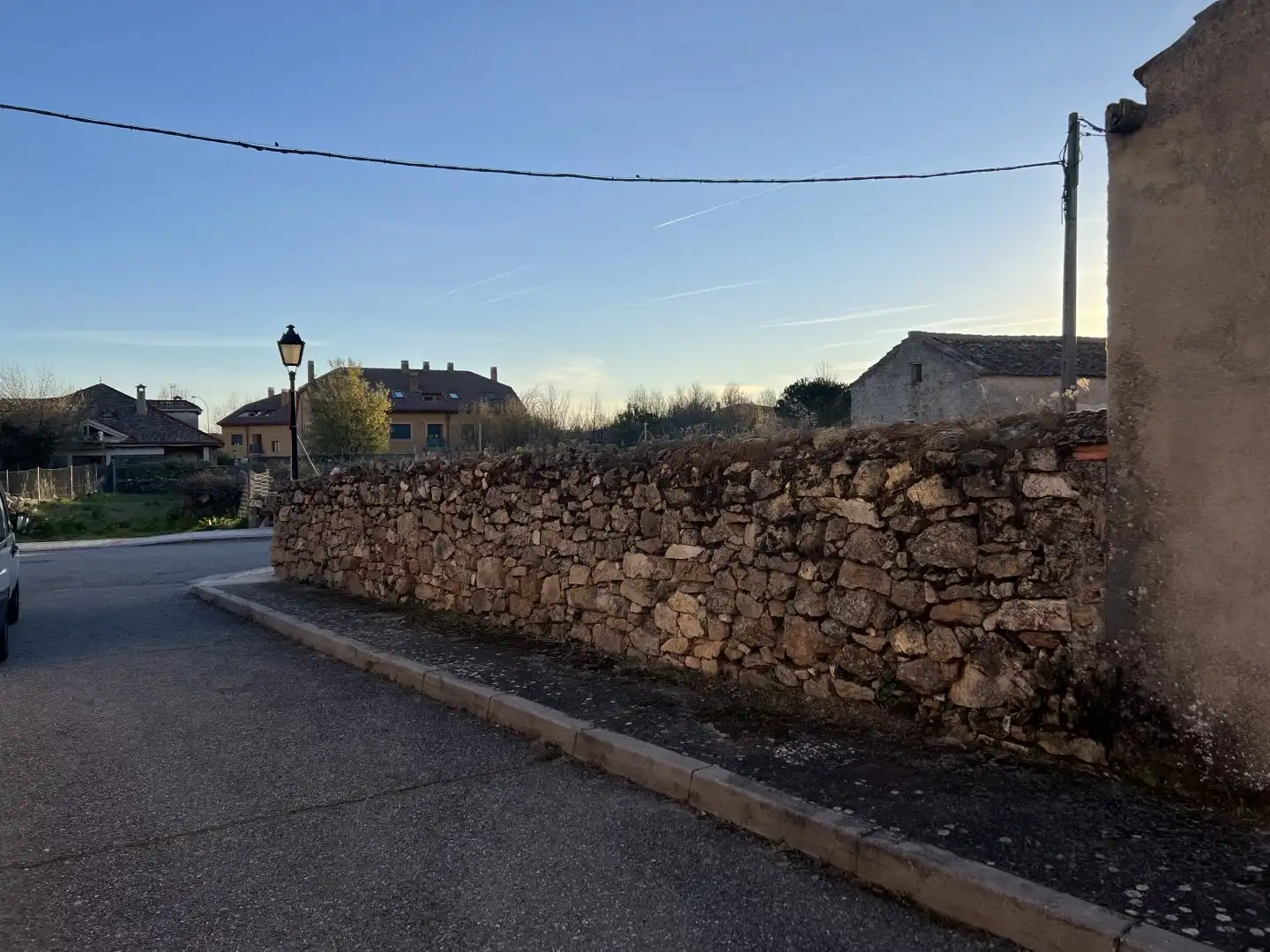 Außenansicht von Residential zum Verkauf in Torrecaballeros