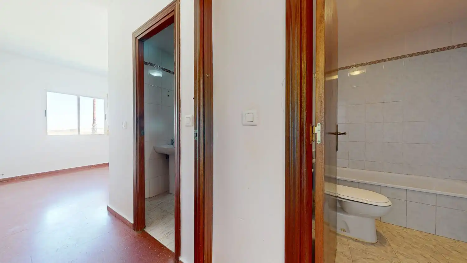 Flat with terrace for sale in ANTONIO MACHADO 4, imagen 6