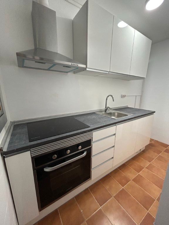 Kitchen of Flat for sale in Badalona
