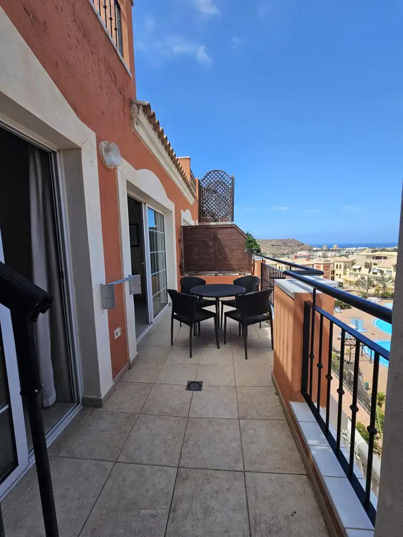 Terraza de Ático en venta en Arona con Jardín privado, Terraza y Piscina comunitaria