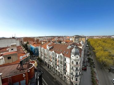 Wohnung mit Balkon zum Verkauf in Calle de Santiago 31