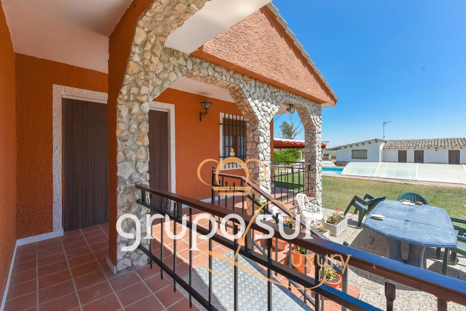 Vista exterior de Casa o chalet en venta en Trigueros del Valle con Calefacción, Jardín privado y Terraza