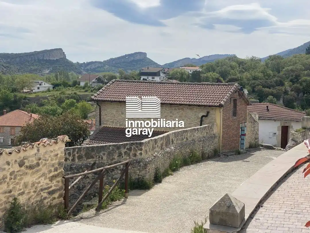 Casa o chalet en venta en Valle de Valdebezana con Calefacción y Amueblado
