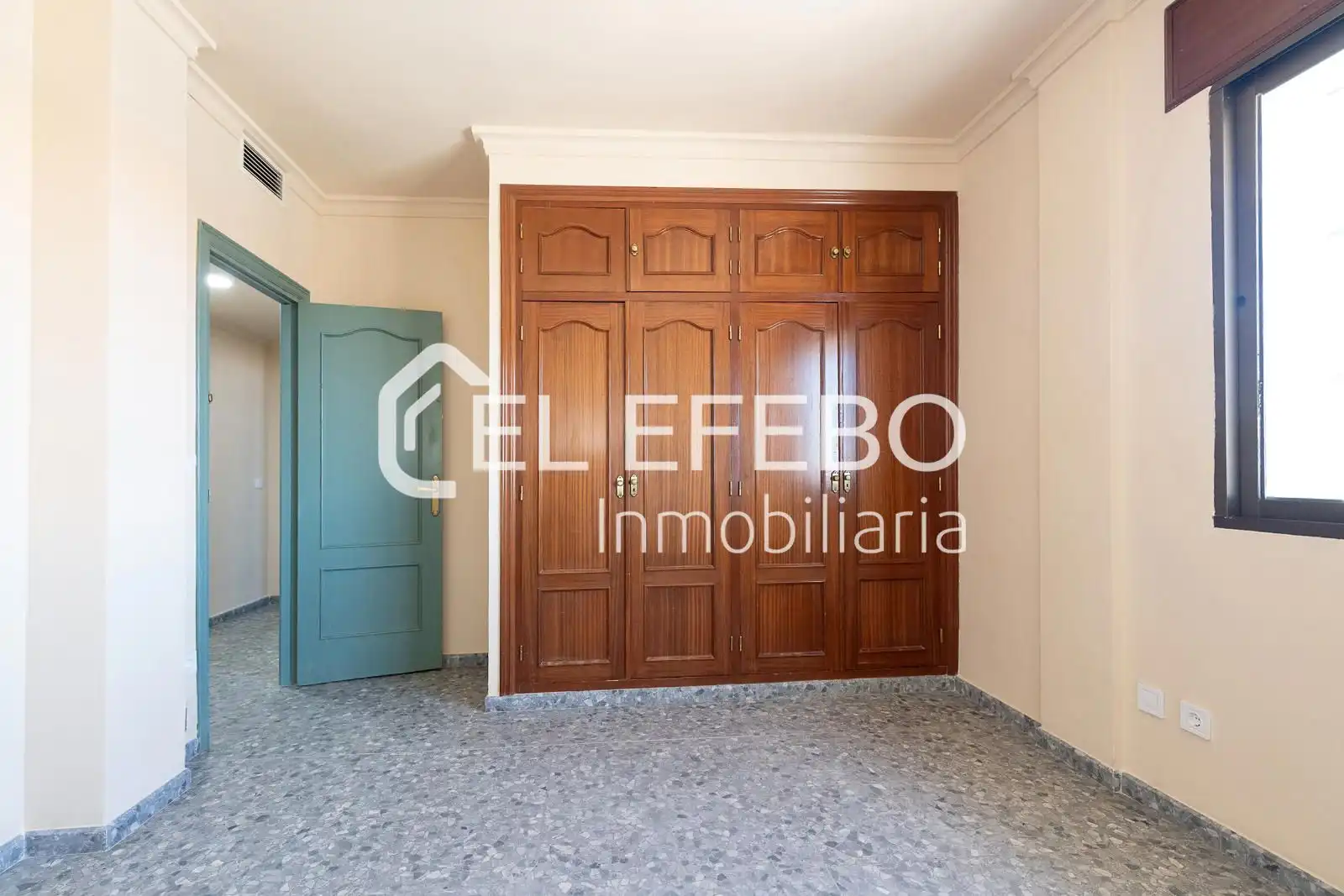 Dormitori de Casa o xalet en venda en Antequera amb Calefacció, Terrassa i Traster