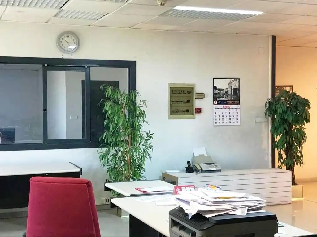 Oficina de alquiler en Elche / Elx