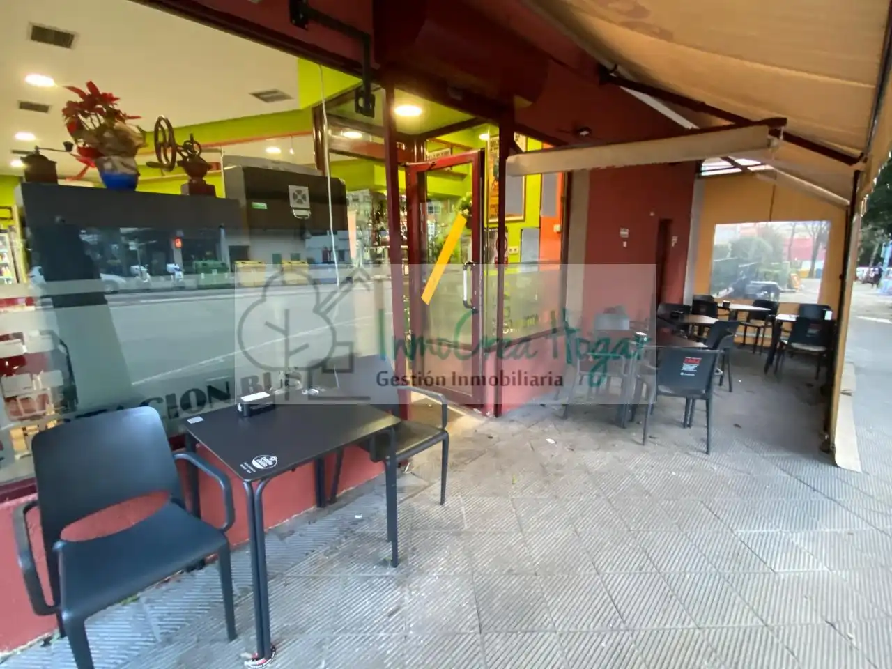 Commercial properties for transfer in Vigo   with Air Conditioner and Furnished