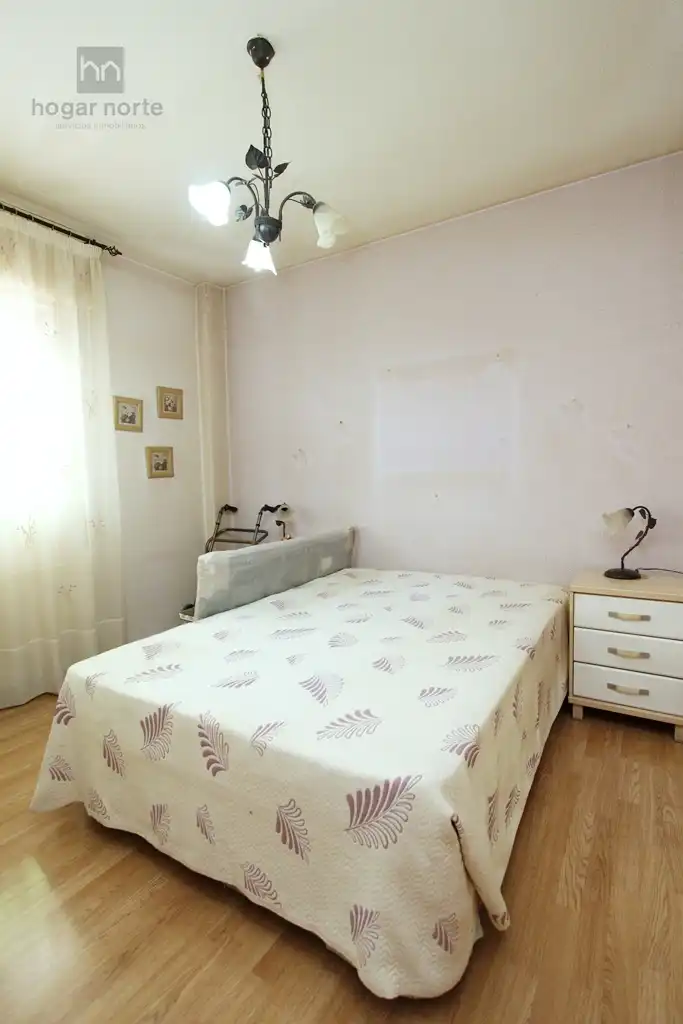 Bedroom of Flat for sale in Alcobendas  with Heating, Terrace and Community pool
