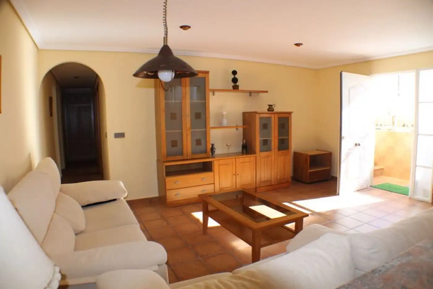Sala de estar de Casa o chalet en venta en L'Alfàs del Pi con Aire acondicionado, Terraza y Piscina