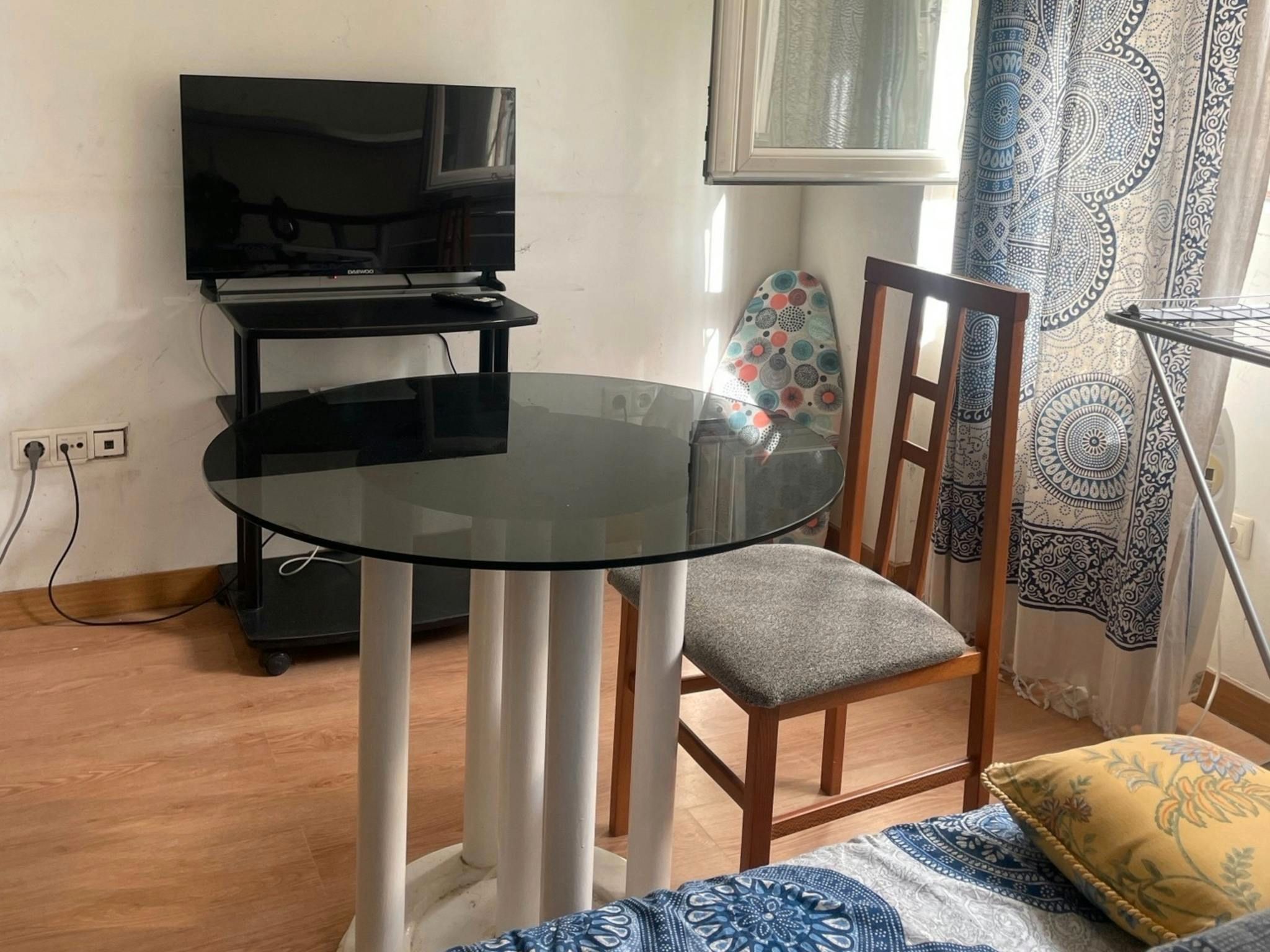 Dining room of Flat to rent in  Madrid Capital  with Air Conditioner, Heating and Furnished