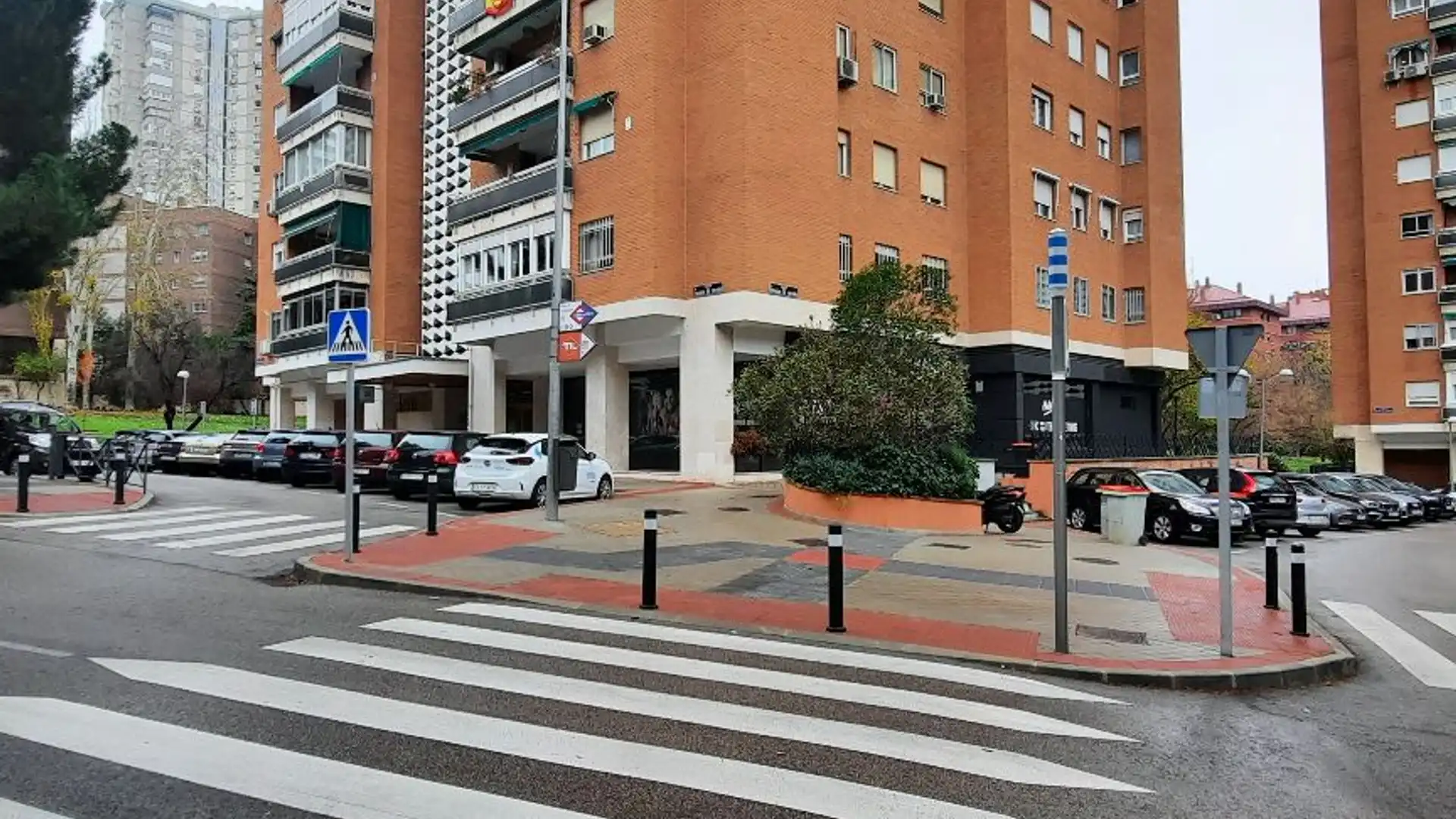 Vista exterior de Local en venta en  Madrid Capital