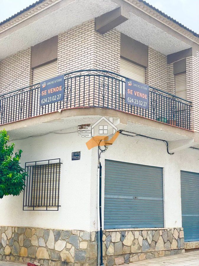 Vista exterior de Pis en venda en Vélez-Rubio amb Terrassa i Balcó