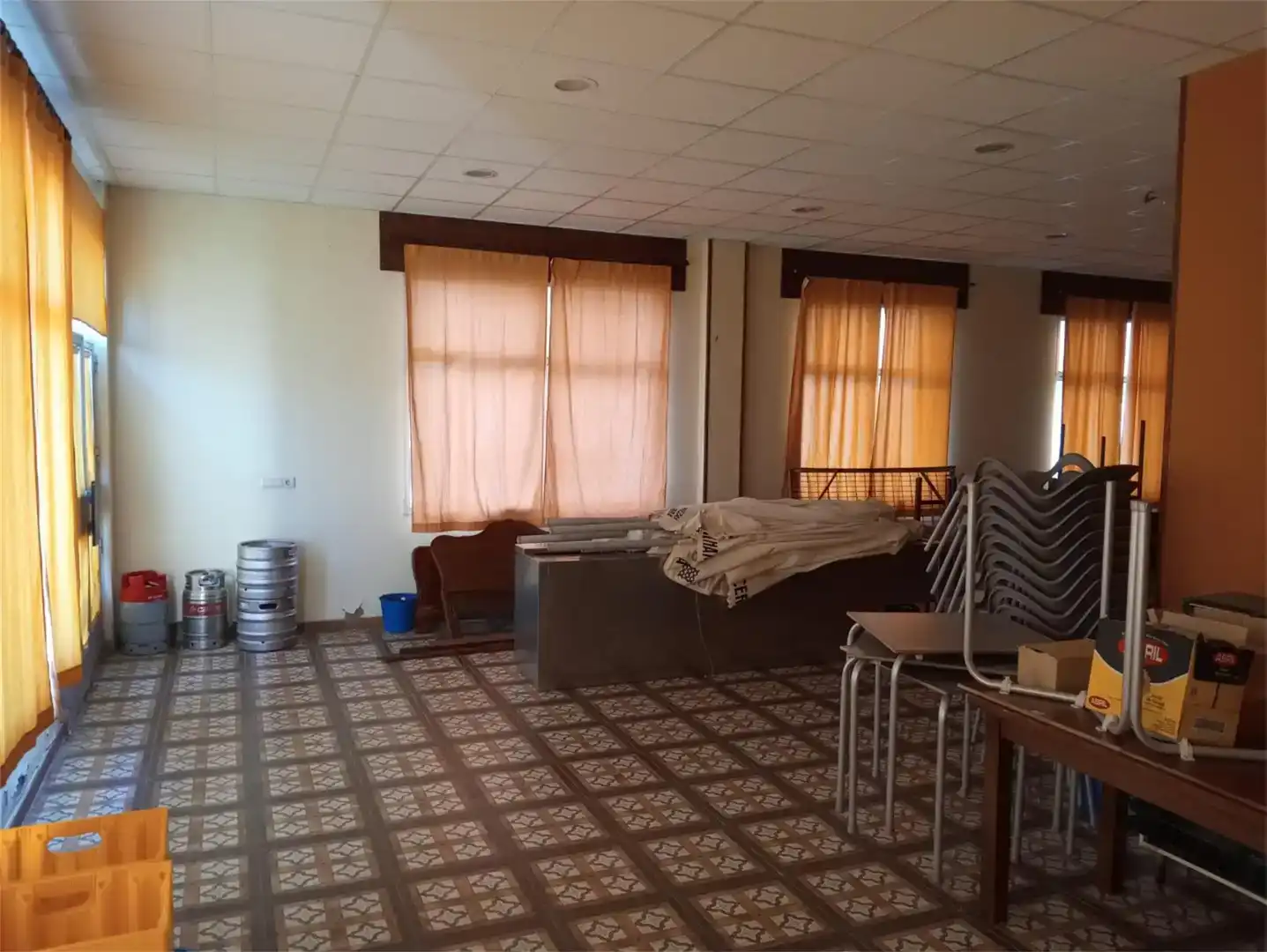 Planta baja en venta en Ribeira