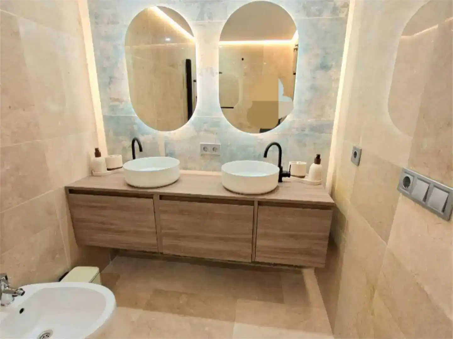Bathroom of Flat for sale in Manilva  with Air Conditioner and Swimming Pool