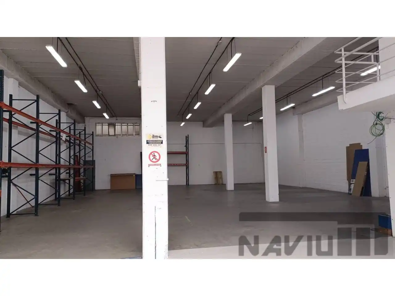 Nau industrial de lloguer a Zona Industrial