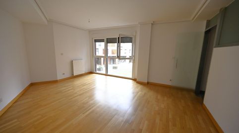 Foto 2 de Piso en venta en Calle Calle Tartanga, Erandio, Bizkaia